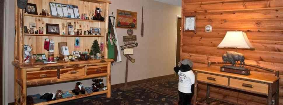 Boarders Inn & Suites By Cobblestone Hotels In Waukon ภายนอก รูปภาพ